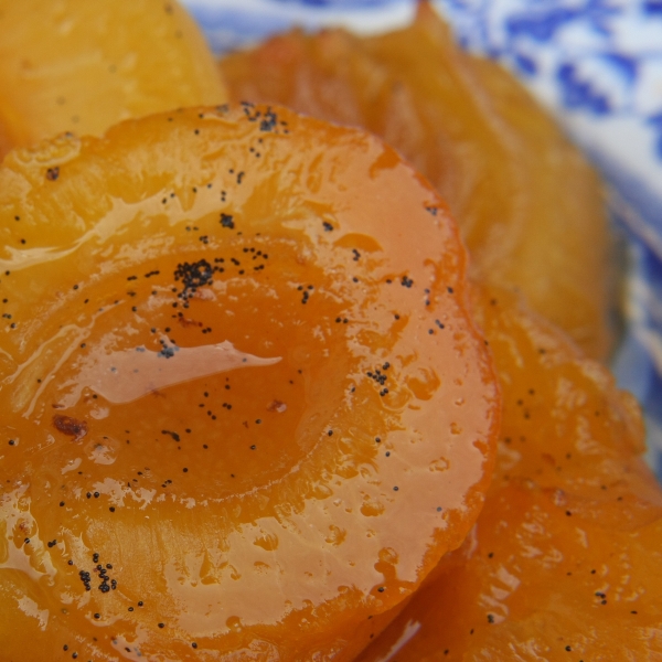 Apricots 4 square resized